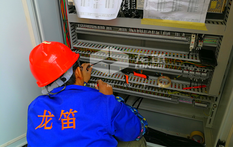 图1.1 维修便捷.jpg